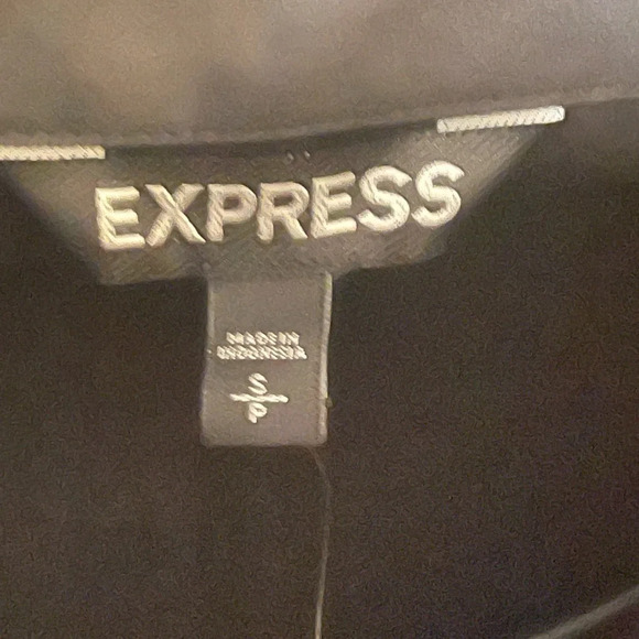 Express Button Down Dress Shirt with Ruched Sleeves Size Small​​ new with tags - Picture 3 of 4